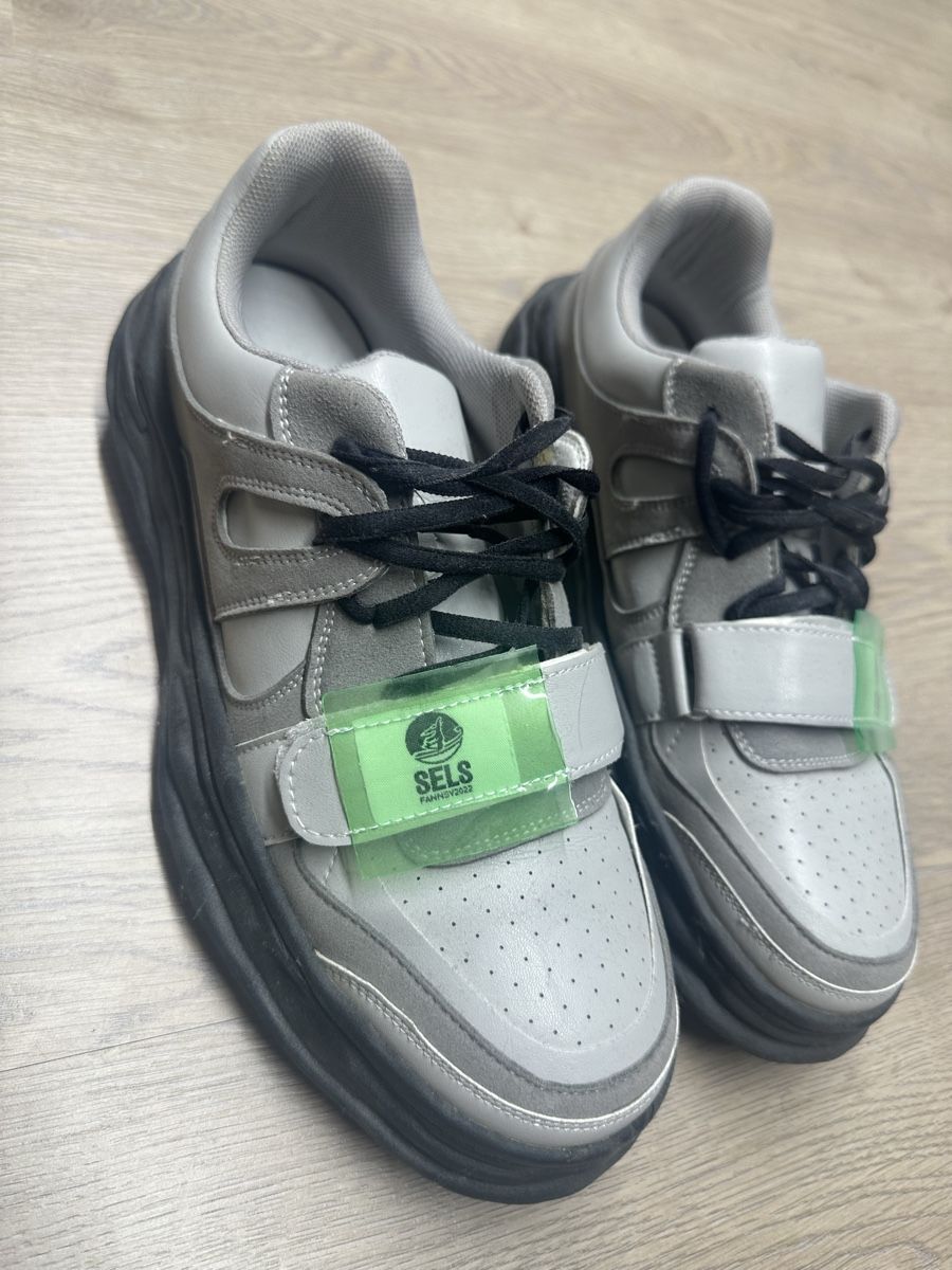 Chaussures hommes: Grey Sneakers new  – Neuf (Voir description) à St-Imier par Baptthegreat 2