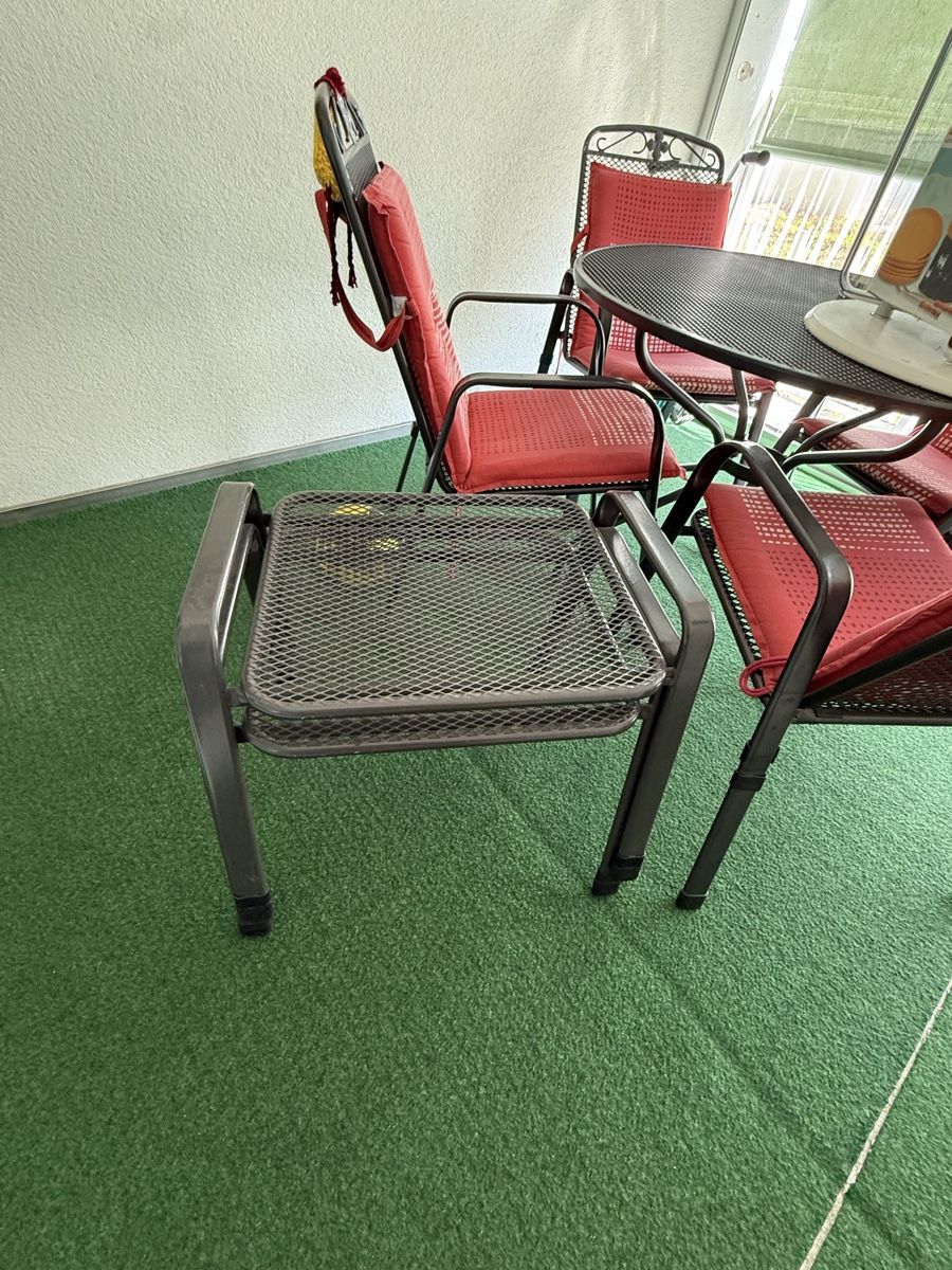 Tischset: Gartentisch mit Stühle  – Gebraucht aus Rothrist von Lon28 4