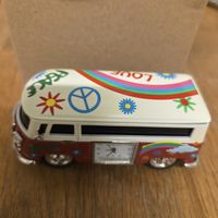 Neue Tischuhr Bulli Love Peace rot  Top..