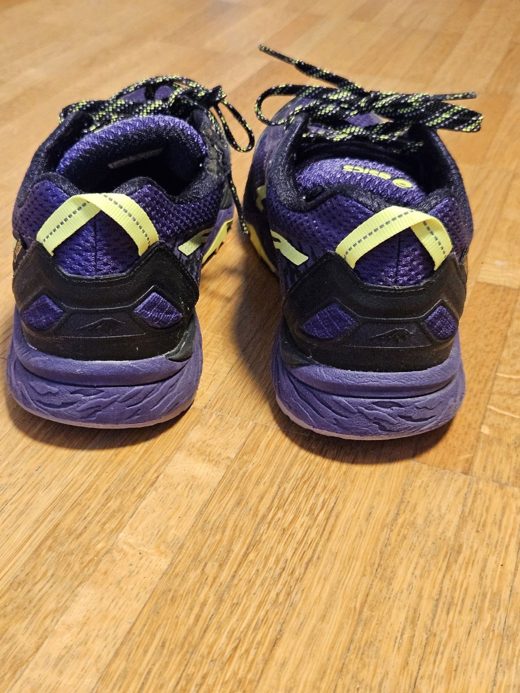 Asics Scarpe da uomo: Asics Crosstrail Schuhe – Usato da Lenzburg venduto da lau_nn7p 4