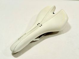 BONTRAGER affinity RL Leather Saddle Sattel 254g / 2608