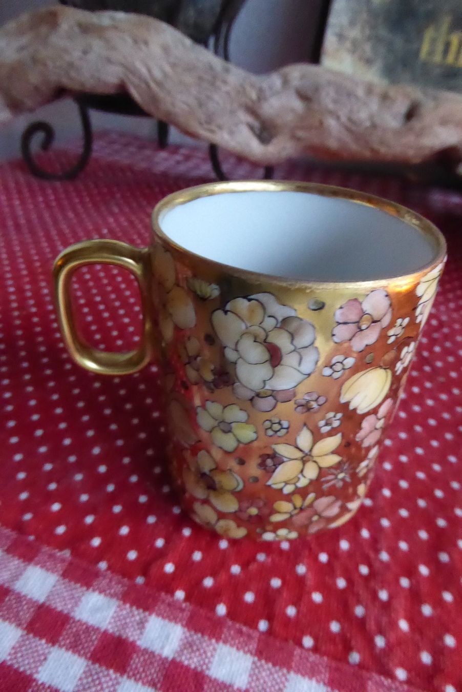 Tazze: 3 spezielle schöne Mocca Tassen mit Stempel – Usato da Sargans venduto da Benziner