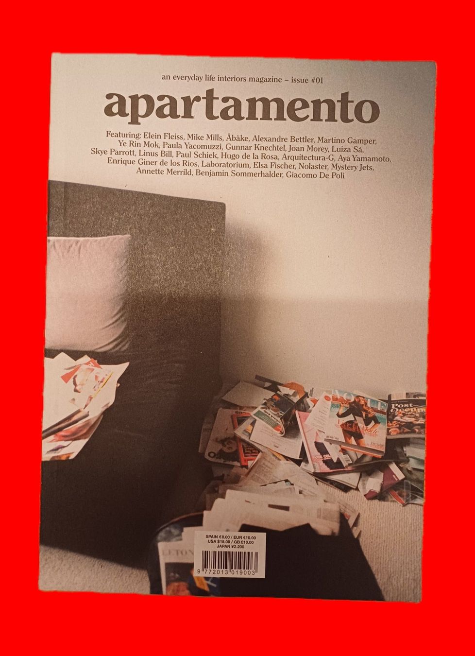Riviste & Magazine: Apartamento issue 001 – Nuovo (secondo la descrizione) da Winterthur venduto da Valentinho