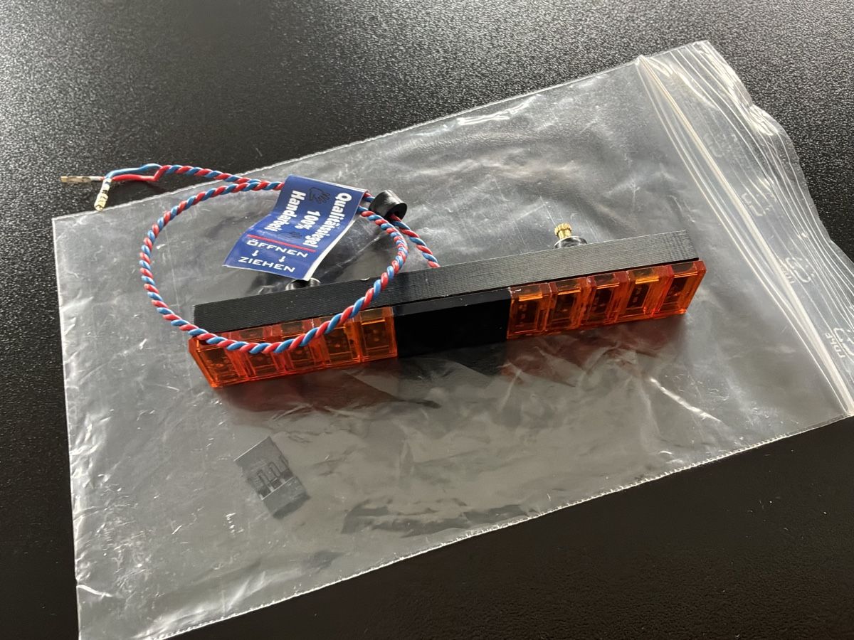 Modellismo RC: RC Modellbau LED Lichtbalken Orange – Nuovo e nell'imballaggio originale da St.Gallen venduto da X5m3z3