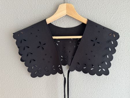 BLACK JEAN PATOU COTTON COLLAR - AS NEW