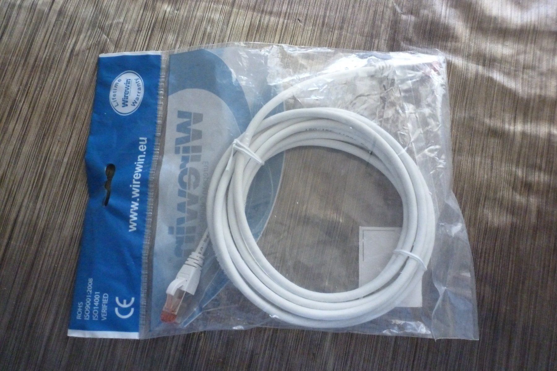 Cavi: Wirewin Ethernet LAN Netzwerkkabel 4m. – Nuovo e nell'imballaggio originale da Emmen venduto da newdeal1970 4