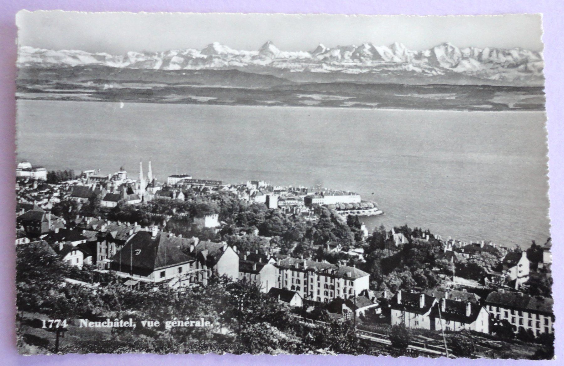 Cartoline postali: Neuchâtel, vue générale – Usato da Fétigny venduto da Billy2miny