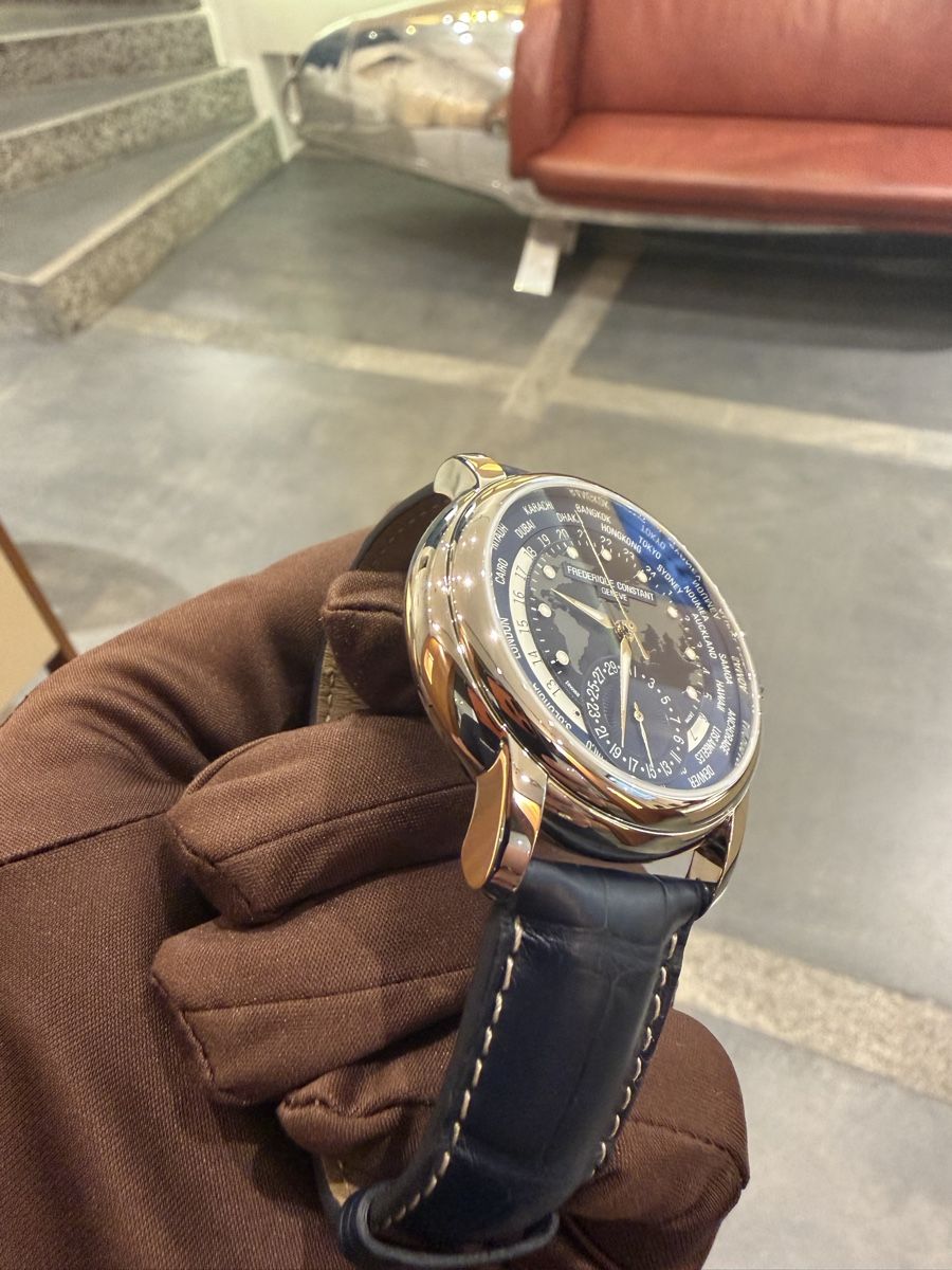 Frederique Constant Orologi: Montre Frederique Constant Worldtimer automatique full set – Usato da Vevey venduto da Maison_1236 4