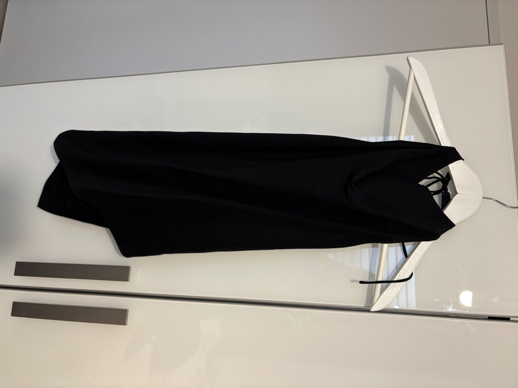 Massimo Dutti Top: Massimo Dutti Asymmetrisches Halter Top – Usato da Duebendorf venduto da tom_lp2m