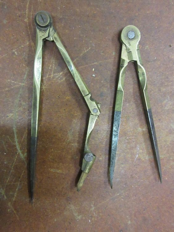 2 X COMPAS ANCIENS Kaufen auf Ricardo