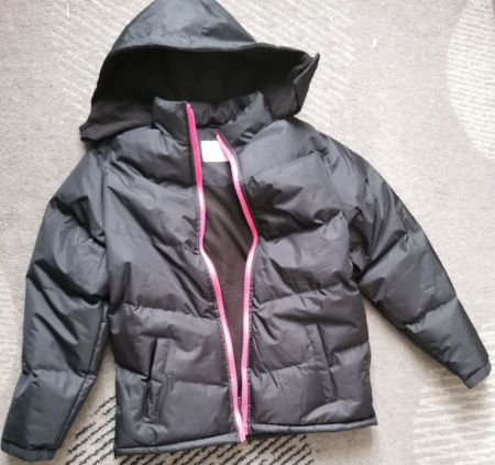 Winterjacke, schwarz, Gr. 146/152, Top Zustand! Warm.