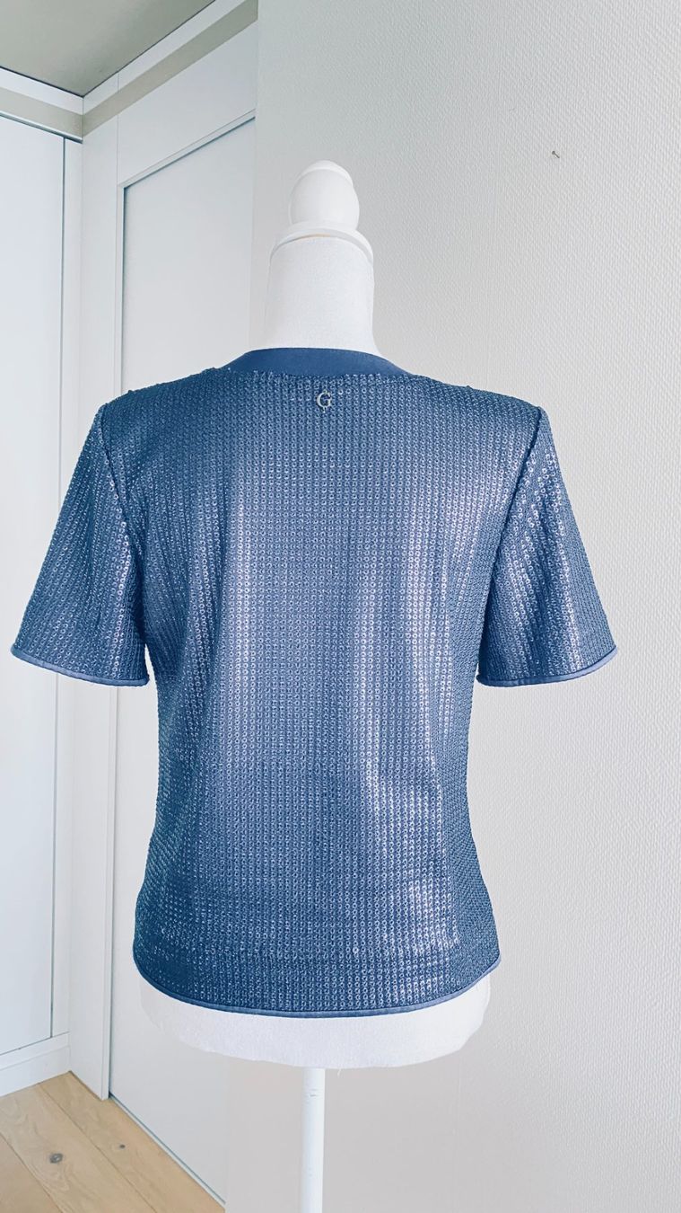 Guess Pullover & Sweatshirts: GUESS: Paillettenpullover, S, Dunkel-Marineblau – Gebraucht aus Gunten von divertimenti 1