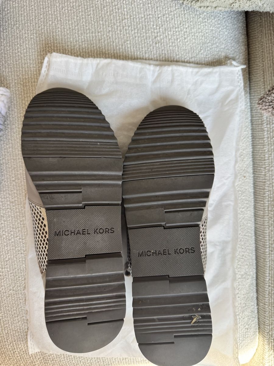 Michael Kors Damenschuhe: Michael Kors Sneakers – Gebraucht aus Winterthur von Flomiverse 3