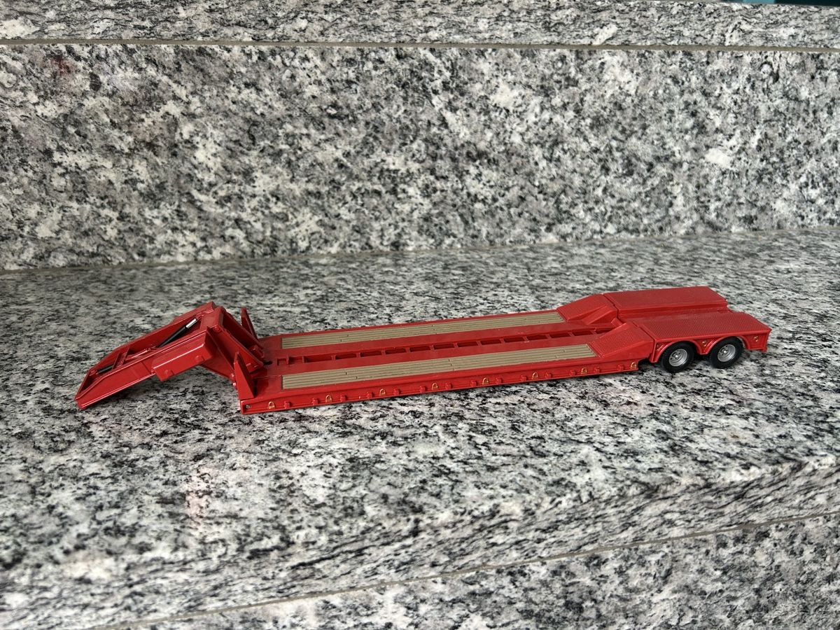 Modellbausätze & Standmodelle: Tiefbett , 1:50 – Gebraucht aus Horw von Tigercat635