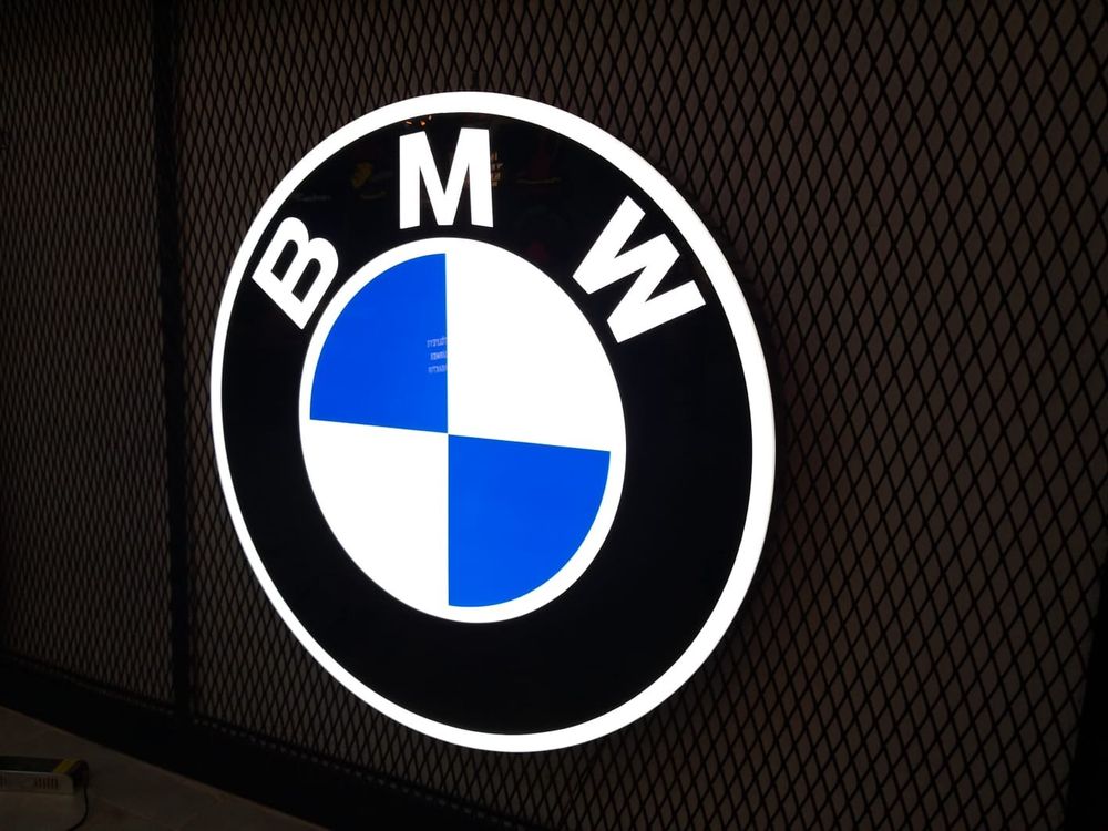Bmw Led Leuchtreklame | Wandleuchte von Bmw für die Garage (Neu und ...