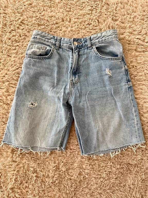Pantalons: Bermuda Shorts – D'occasion à Zwingen par KatjaM