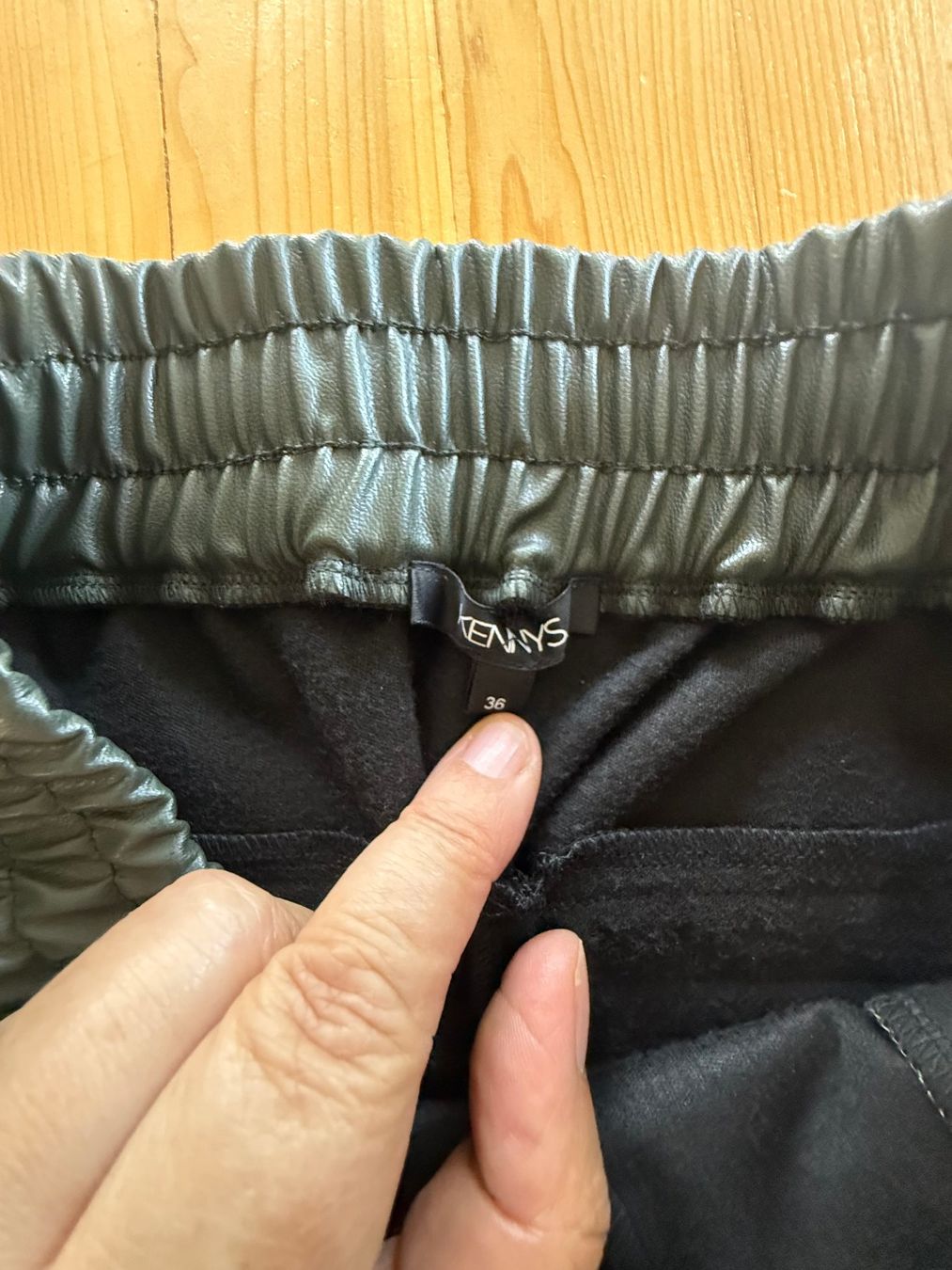 Hosen: Kenny Hose Grösse 36 – Gebraucht aus Kirchdorf AG von coco123 2