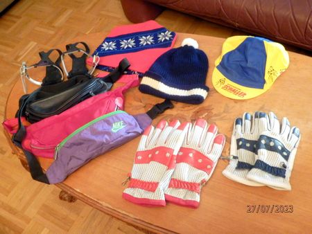 kleines Lot Sport- und Freizeitartikel, Radsport und Laufen.