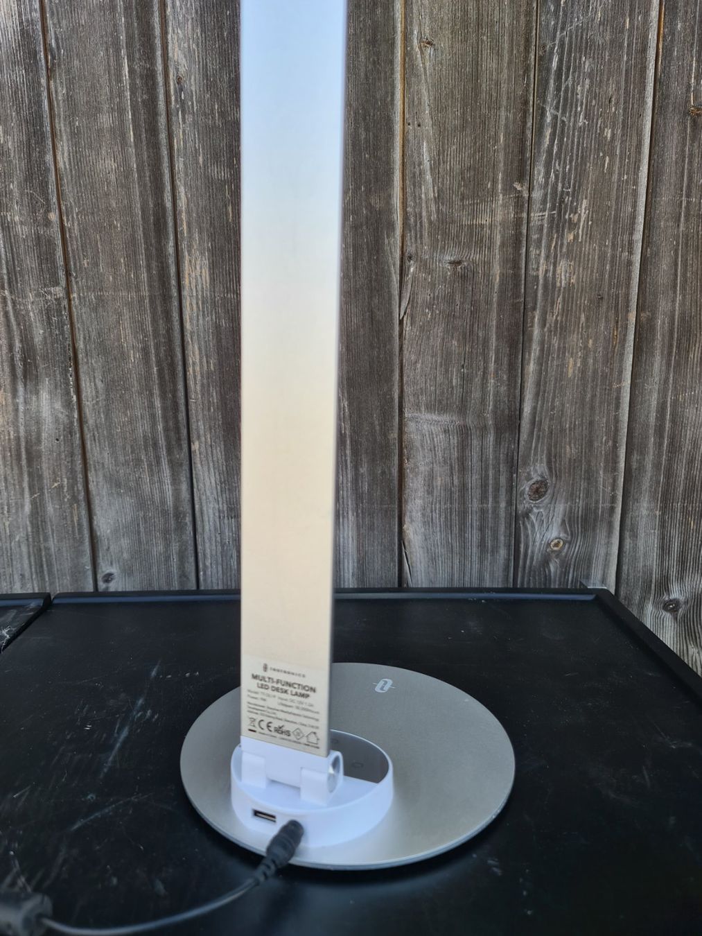 Lampade: Tischlampe LED silberfarben gebraucht – Usato da Niederlenz venduto da DaveDasWahnsinn 3