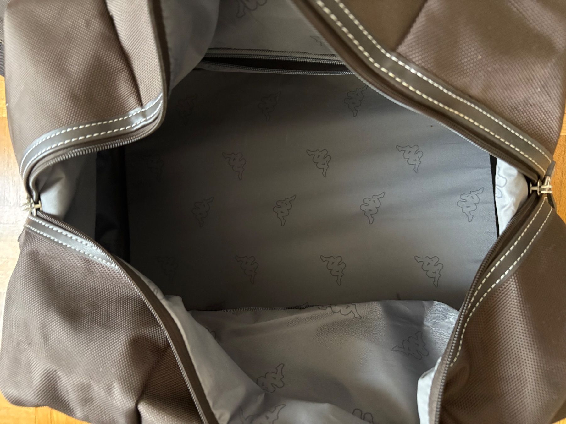 Kappa Borse: Kappa Reisetasche Tasche – Nuovo (secondo la descrizione) da Genève venduto da sunandwind 2