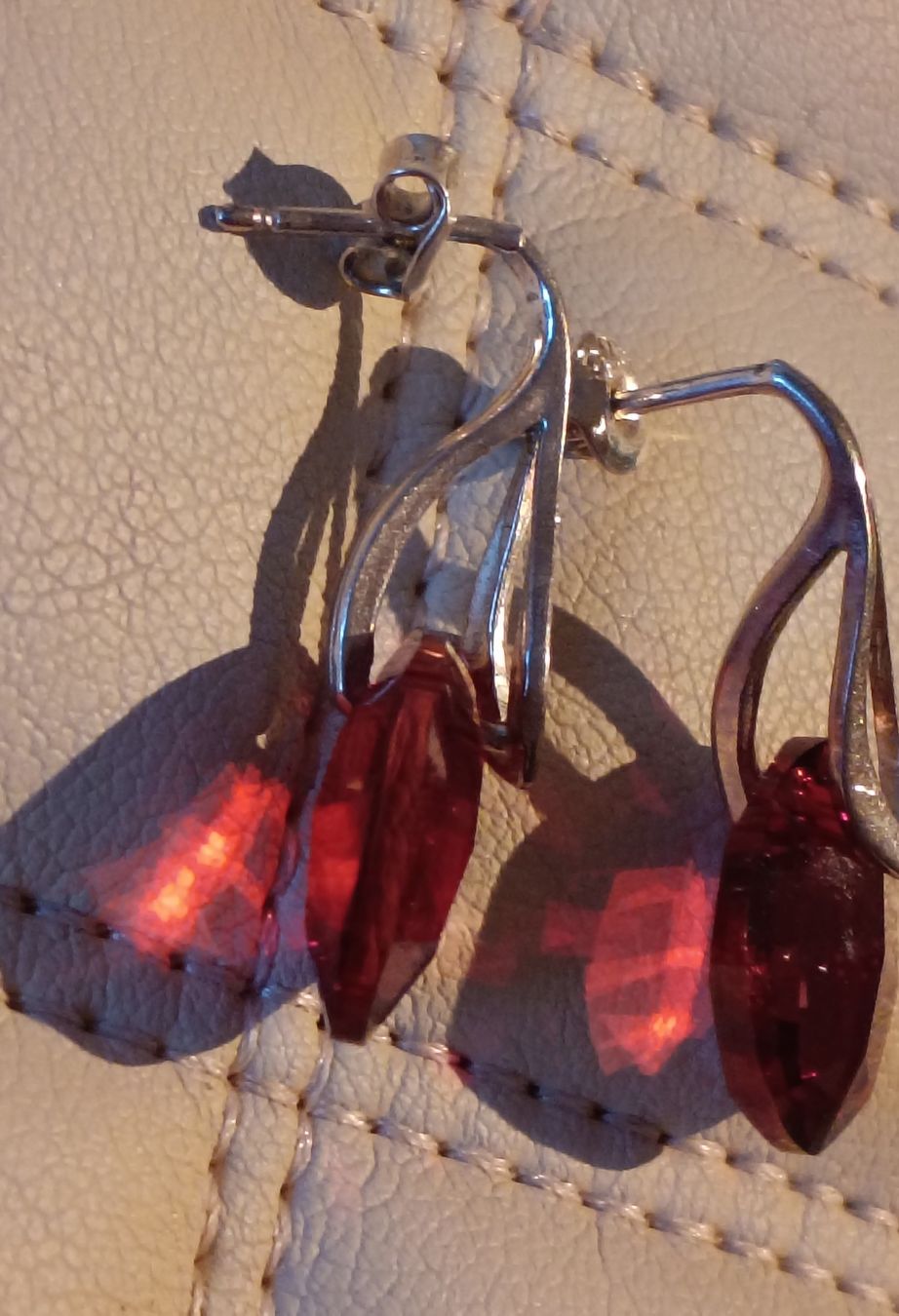 Swarovski Orecchini pendenti & Orecchini a lobo: Red/Brown "Wine" Crystal Drop Swarovski Earrings, Silver – Nuovo (secondo la descrizione) da Zürich venduto da cat_9cvz 3