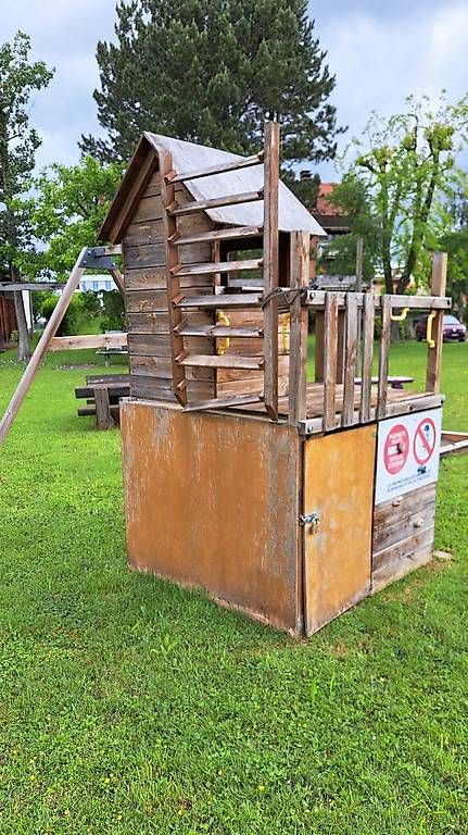 Casette per bambini: Cabane et balançoire pour enfants – Usato da Courgenay venduto da bobo-75 1