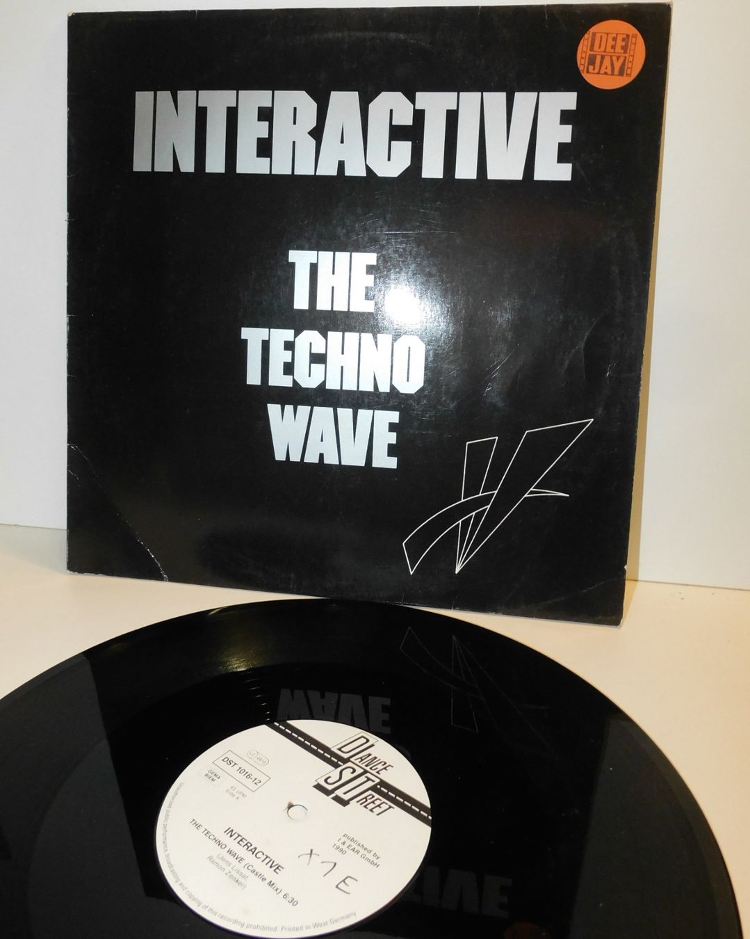 Dischi in vinile: LP Interactive The Techno Wave   -  Mix Mix House Trance – Usato da Sursee venduto da 76 5