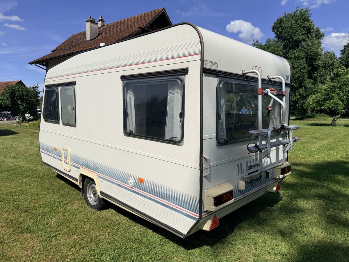 Adria Véhicules de camping: Adria Wohnwagen Optima 440 TQ – D'occasion à Mühlau par Snackbitez 4