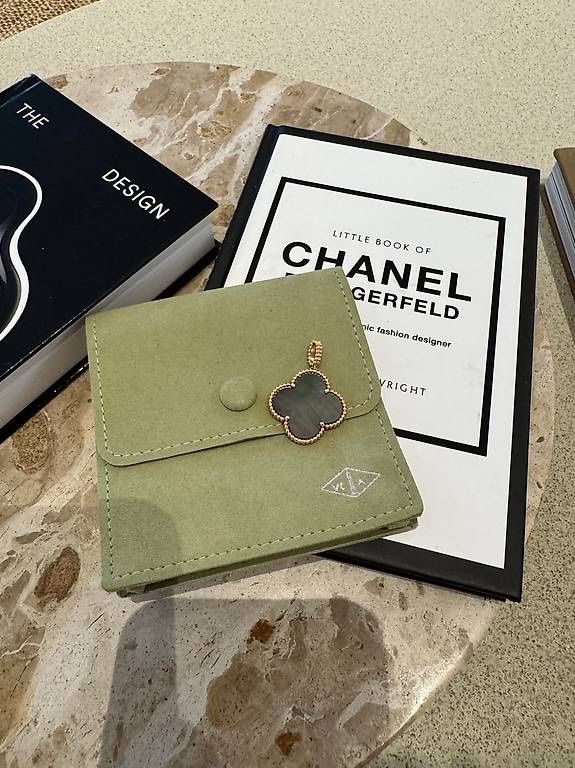 Ciondoli: VAN CLEEF & ARPELS MAGIC ALHAMBRA ANHÄNGER – Usato da Schwyz venduto da bofb 5