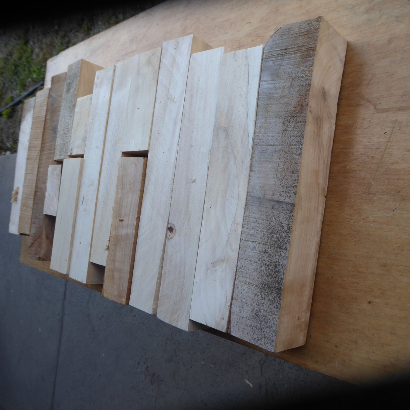 Articles en bois: Drechslerholz 6 x 6 – Neuf (Voir description) à Sumiswald par Hennri1
