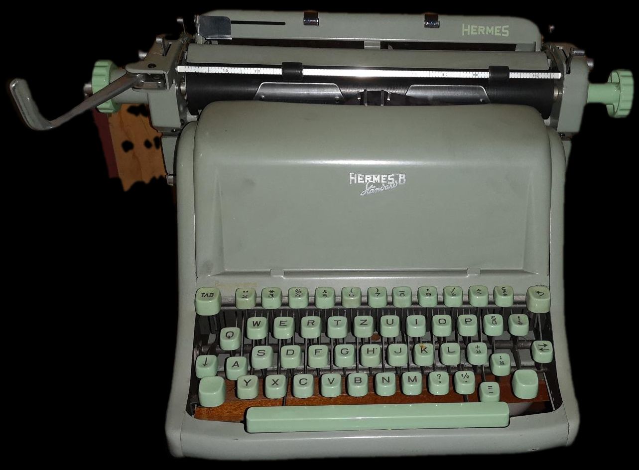 Schreibmaschinen: Schreibmaschine Hermes 8, Standart – Gebraucht aus Greifensee von rodolfo25