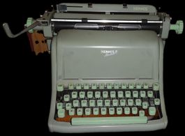 Schreibmaschine Hermes 8, Standart