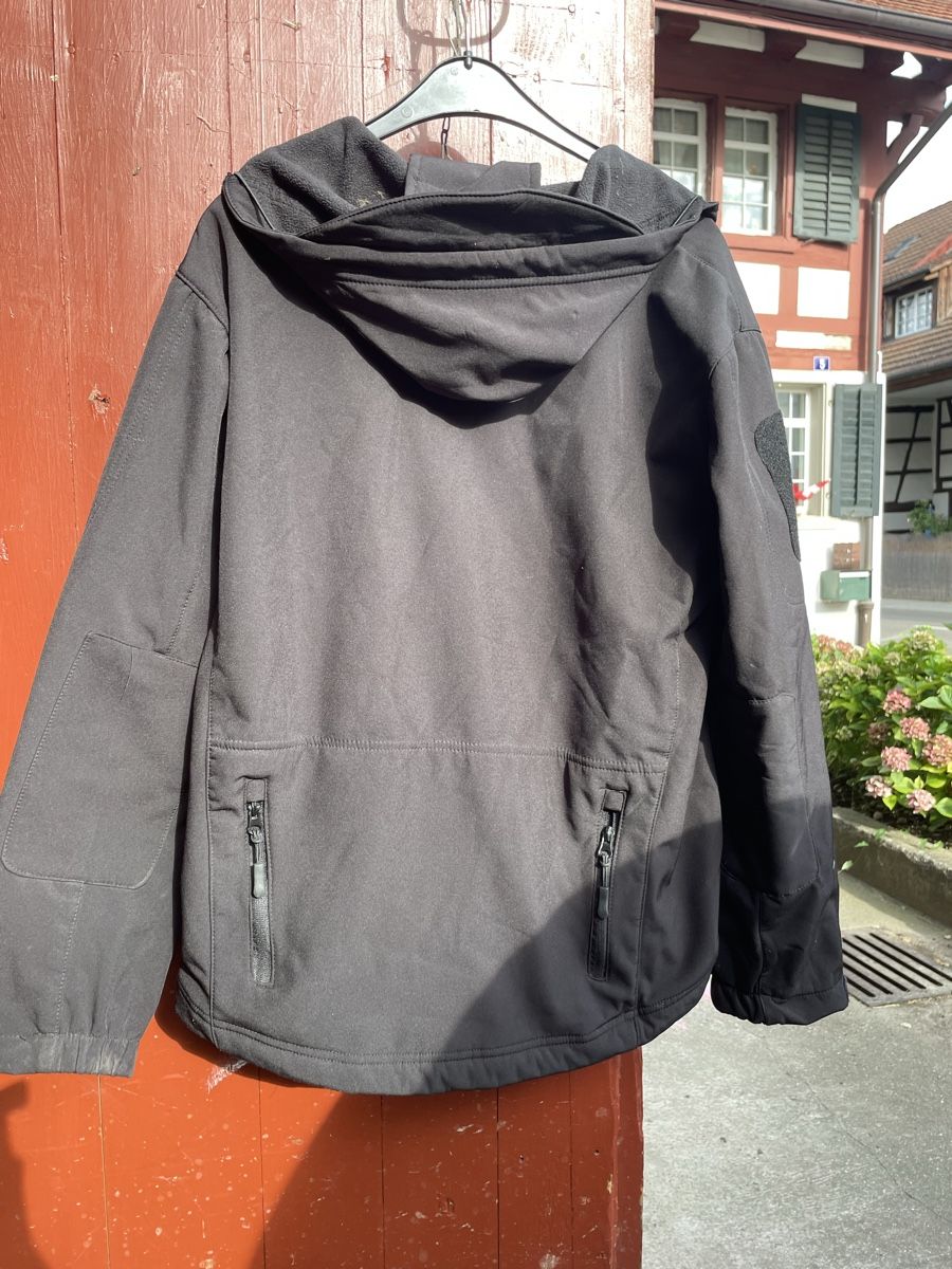 Giacche: Jacke – Usato da Benken ZH venduto da stefiz 1