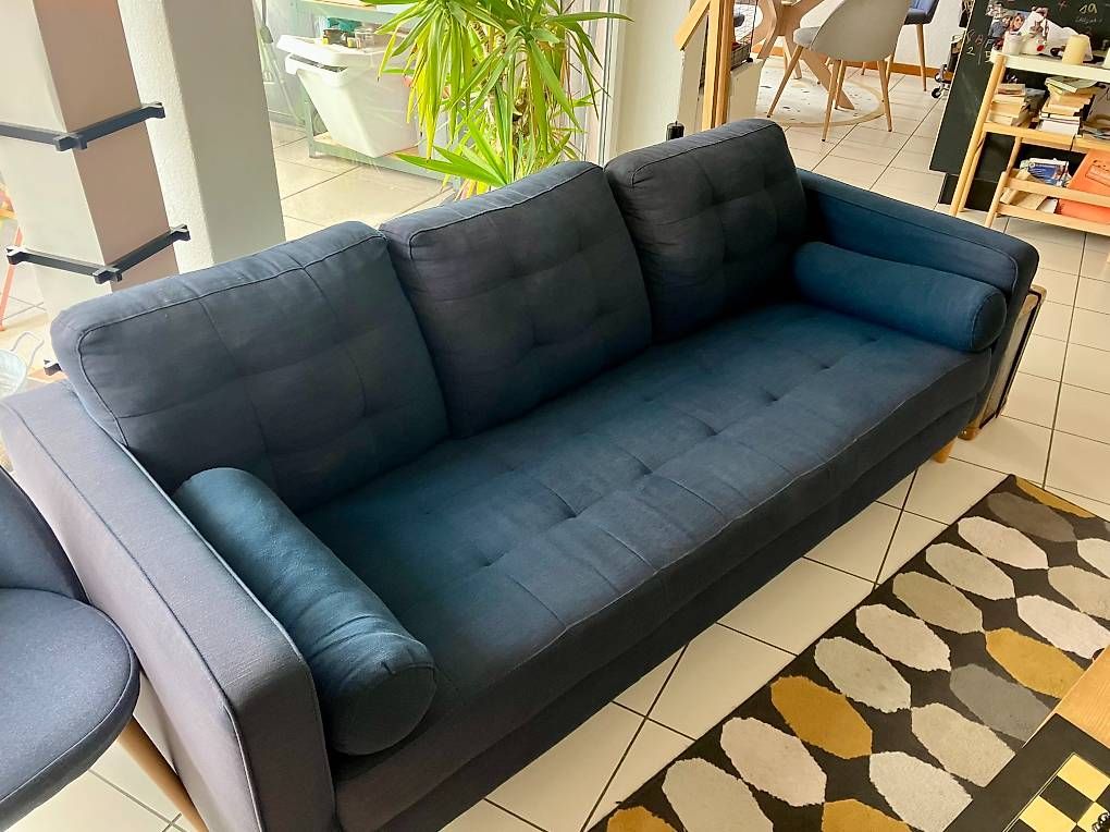 Sofas: Canapé 3 places à donner – D'occasion à Villars-sur-Glâne par jer_j82k 3