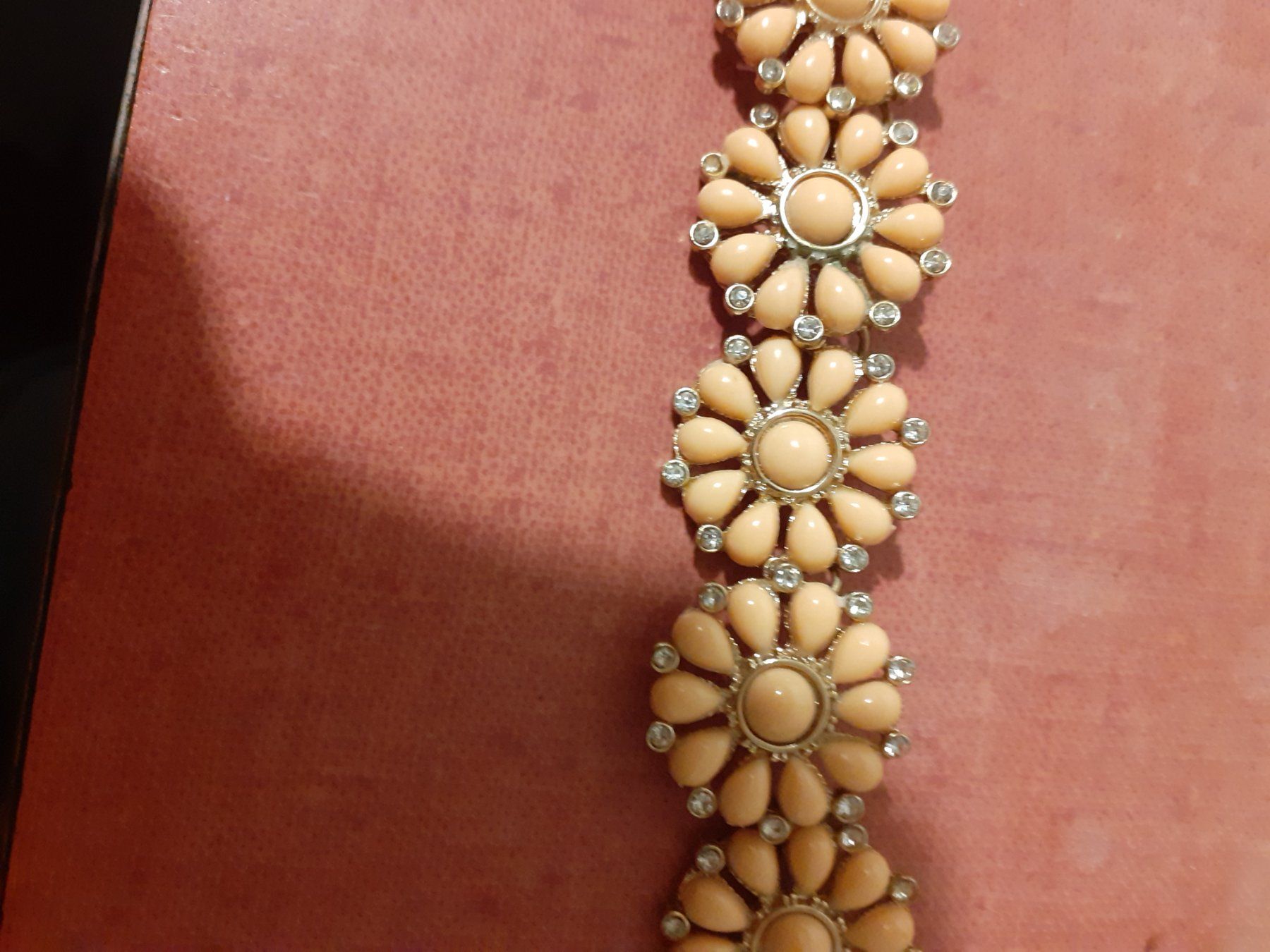 Catenine: Kette - Modeschmuck - mit rosa Blumen – Nuovo (secondo la descrizione) da Zürich venduto da zurclich 2