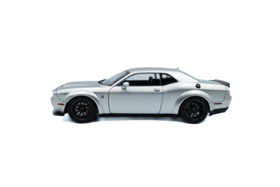 Dodge Modellautos: Dodge Challenger SRT Hellcat Redeye Widebody 2023 silber – Neu und originalverpackt aus Gerlafingen von espero88 4
