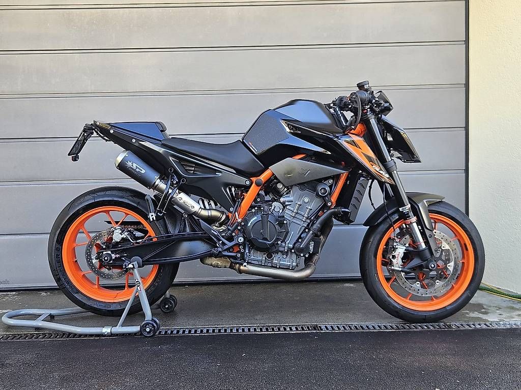Route: KTM Duke 890r – D'occasion à Davesco-Soragno par die_2c7m 1