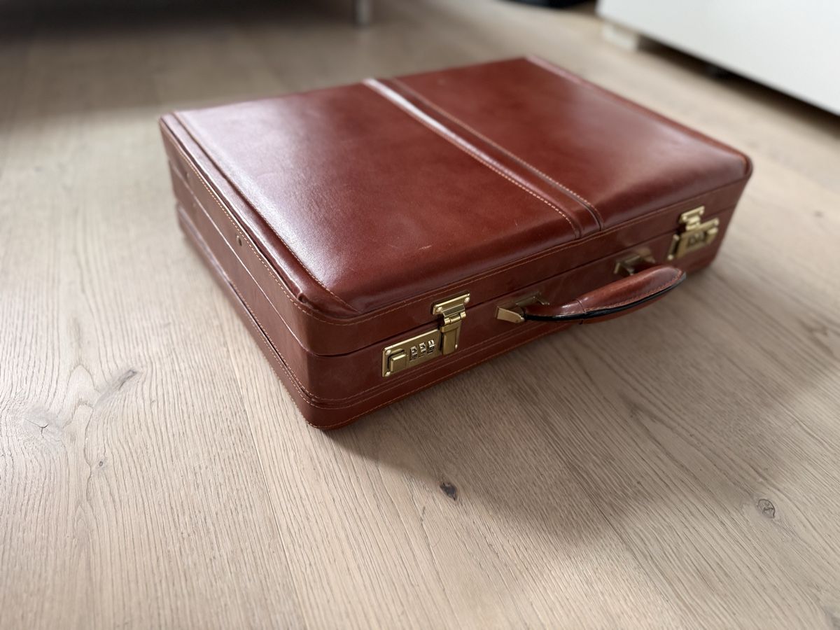 Koffer & Taschen: Aktenkoffer  – Gebraucht aus Berikon von Felbru 1