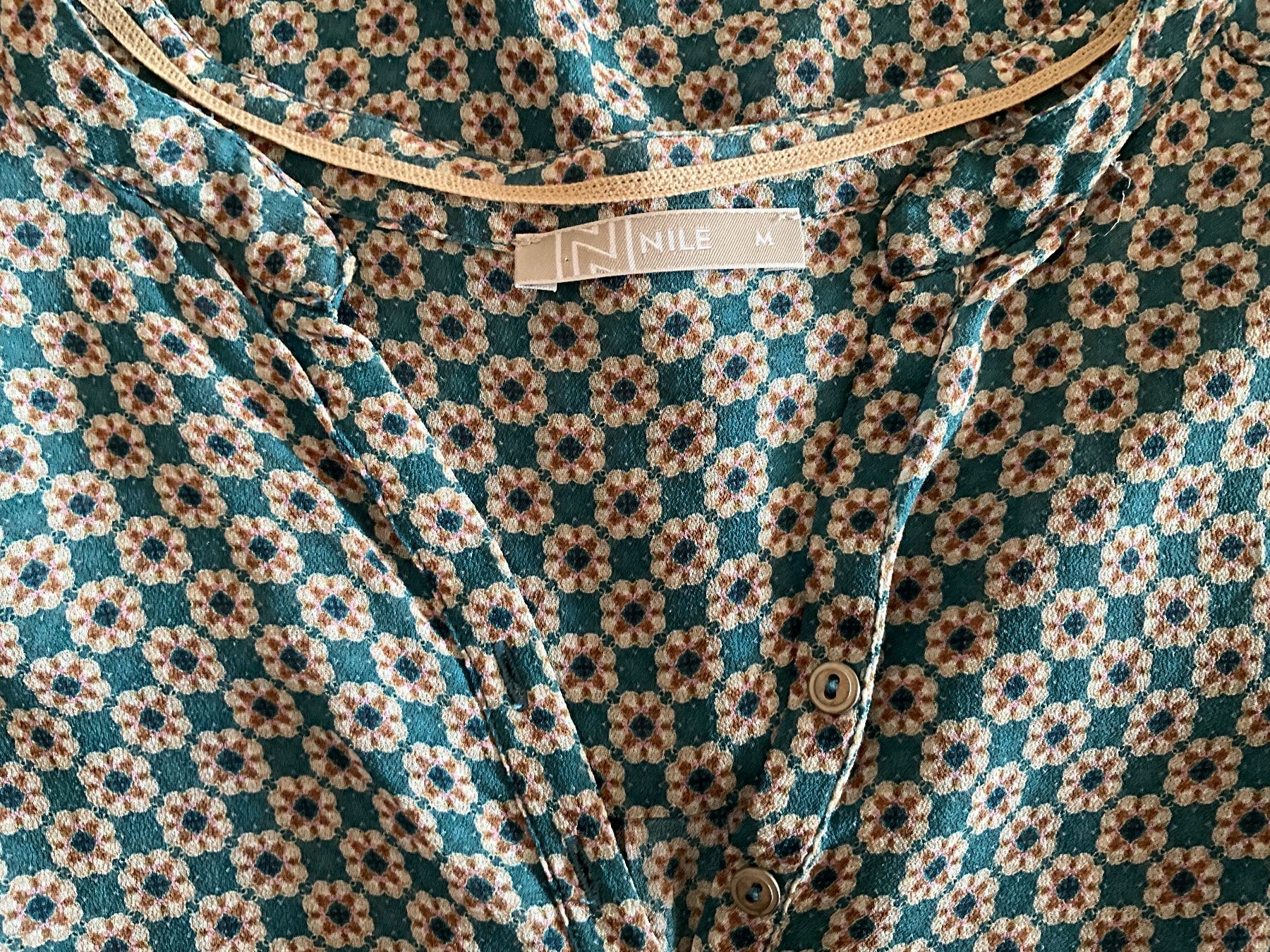 Nile Blusen: Bluse NILE Gr. M – Neu (gemäss Beschreibung) aus Muri b. Bern von VmuriV 5