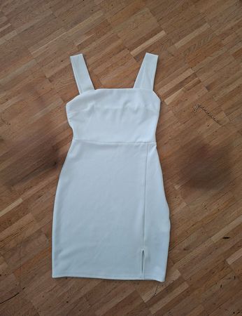 Weisses Sommerkleid mit Schlitz, Grösse 36