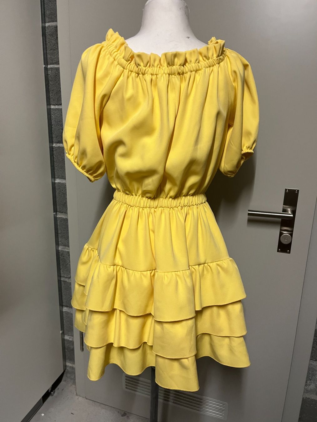 Kleider: Tolles Kleid, Gr. S-L, Elastisch, Viskose, NP 109.- – Neu und originalverpackt aus Interlaken von Jasmin_Flower 3