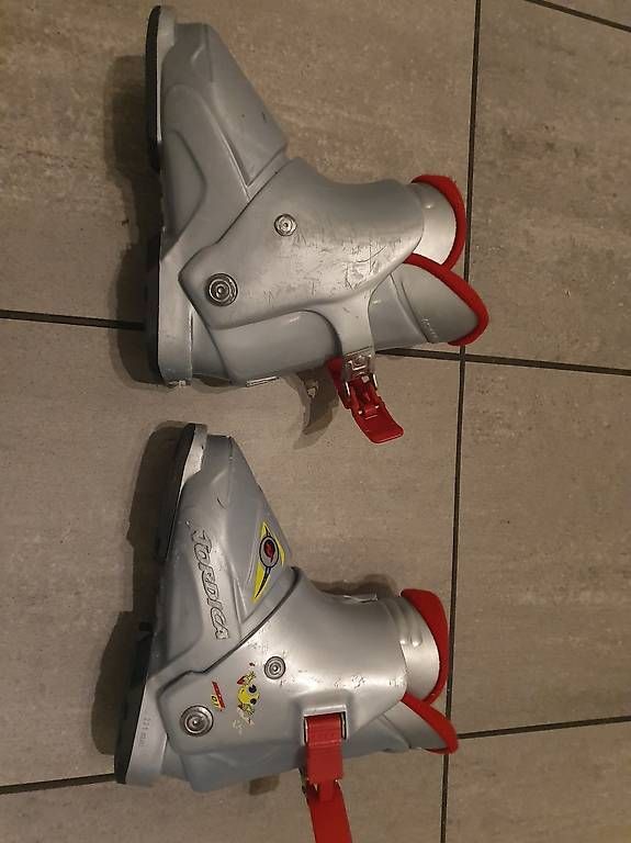 Scarpe per ragazzi: Skischuhe - 221mm – Usato da Zürich venduto da clements_peter 1