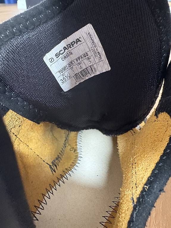 Herrenschuhe: Kletterschuhe Scarpa Kind Grösse 35.5 – Gebraucht aus Wald ZH von Schlumpfine80 2