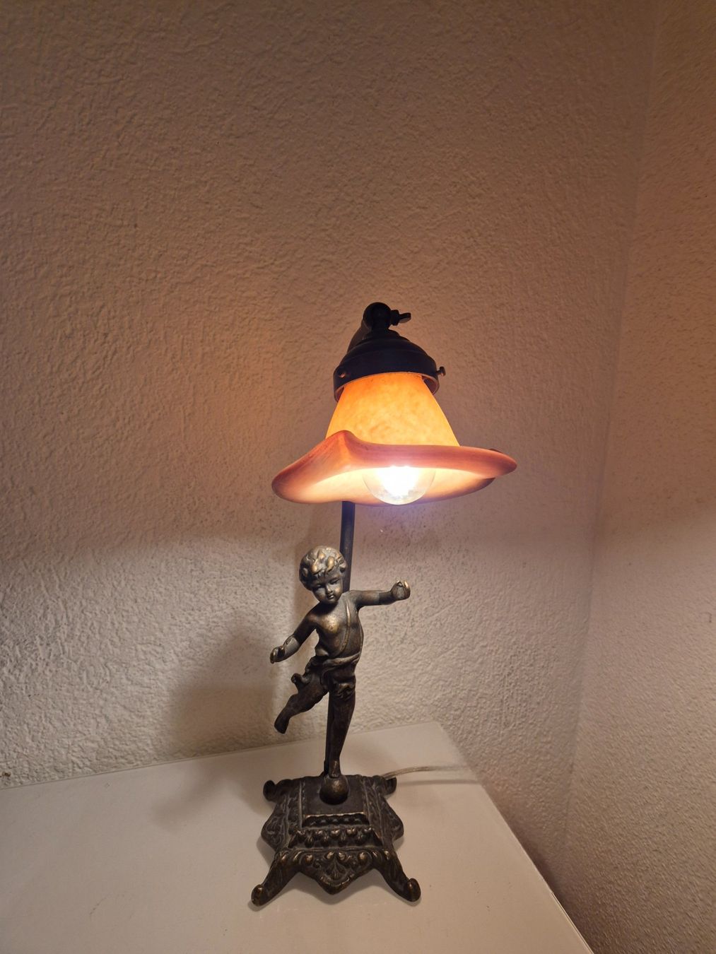 Lampade: Lampe ancienne en bronze – Usato da Monthey venduto da McAuthor 2