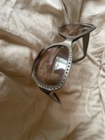 PRADA Lunettes de soleil avec strass couleur grise état neuf