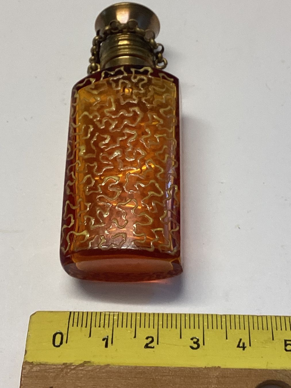 Flaconi: Antiker Parfum Flacon mit Ornament – Usato da Eglisau venduto da mar_5rn2 7