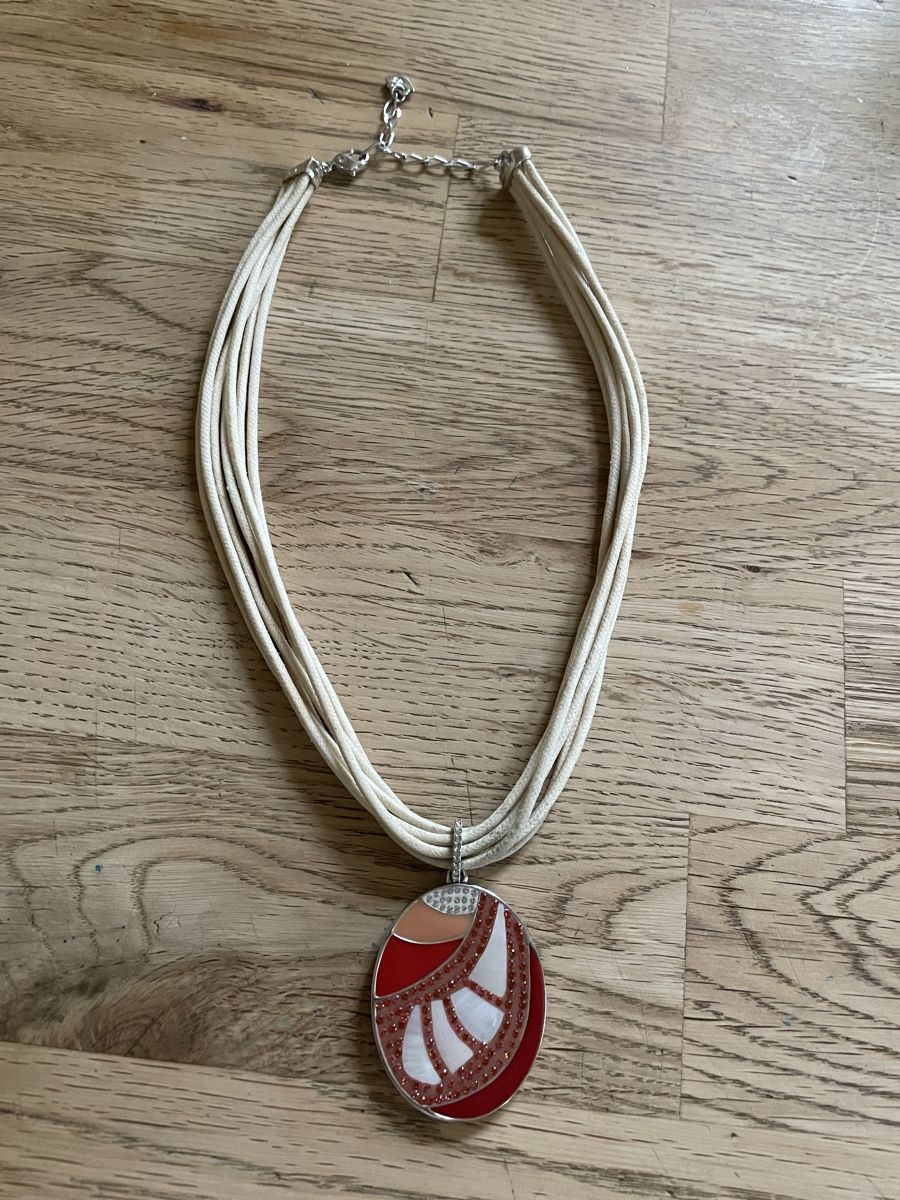 Swarovski Catenine: Halsband mit Anhänger Swarovski  – Usato da Flawil venduto da Naphtali