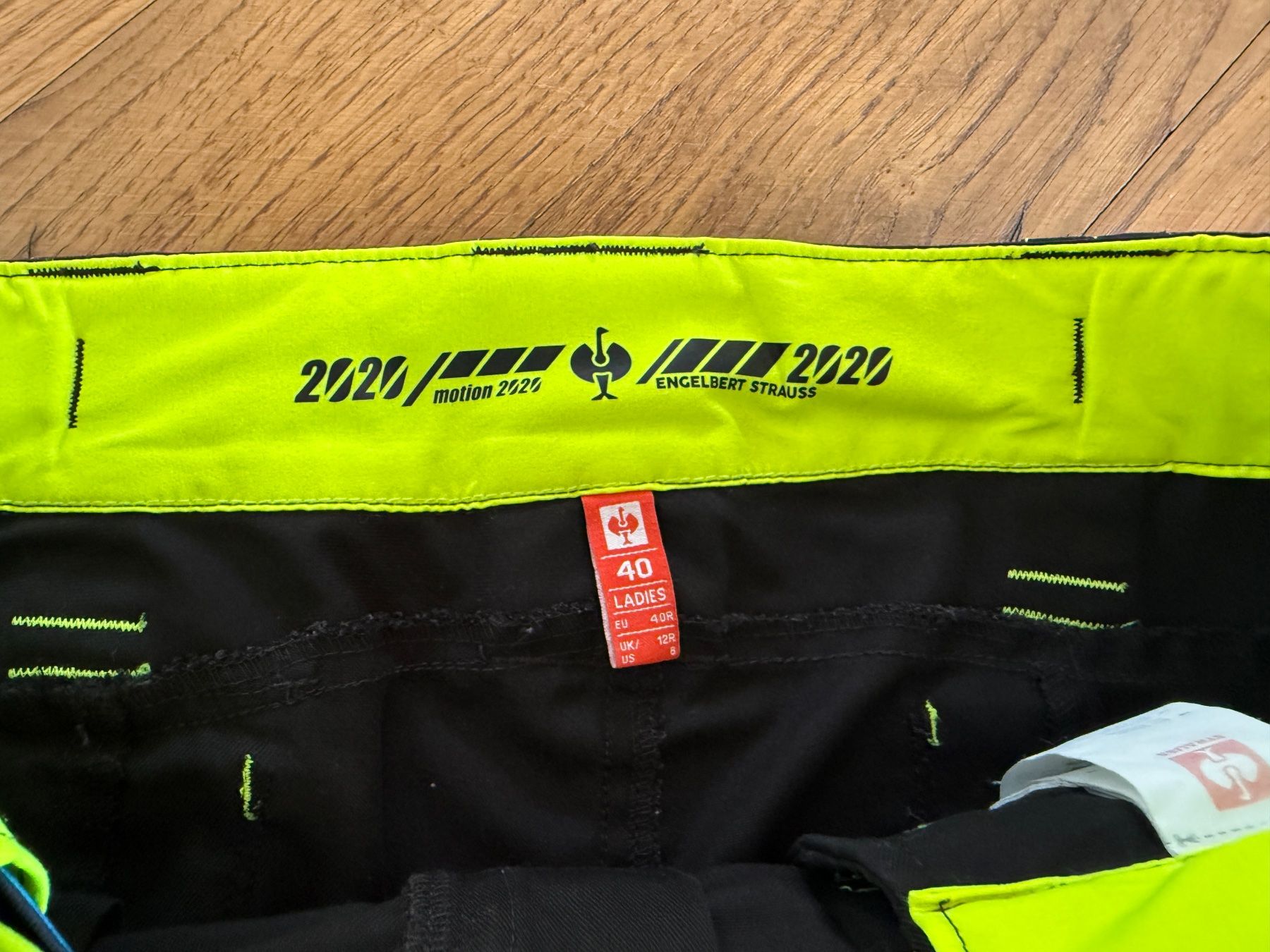 Engelbert Strauss Hosen: Kurze Engelbert Strauss Grösse 40 Hose motion Damen – Gebraucht aus Ennetbaden von mapa05 1