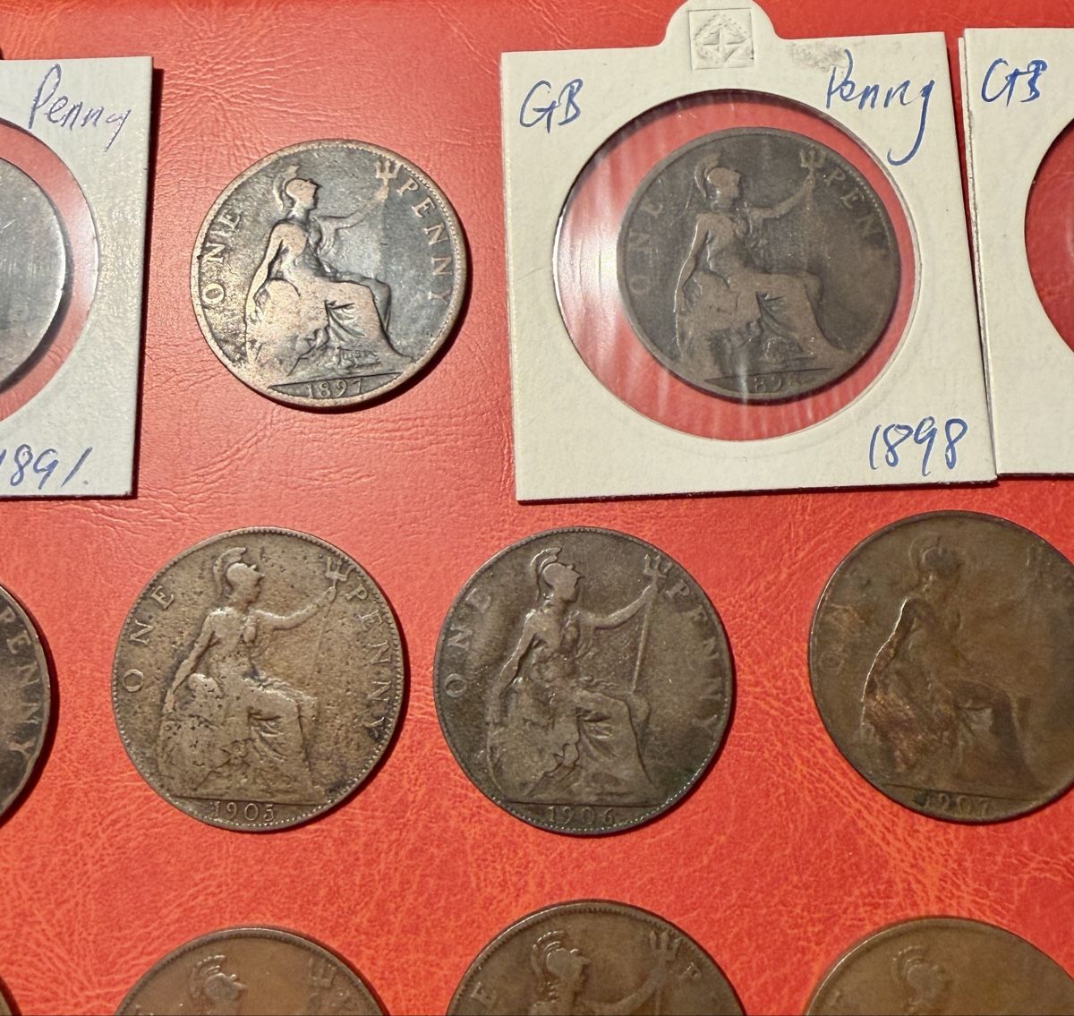 Alle Münzen: Collection de 46 Penny, Angleterre, dès 1875 – Gebraucht aus St-Maurice von SPEKER 3
