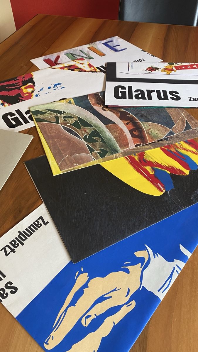 Foto & Immagini: Knie Plakate – Usato da Mitlödi venduto da rit_v5ym